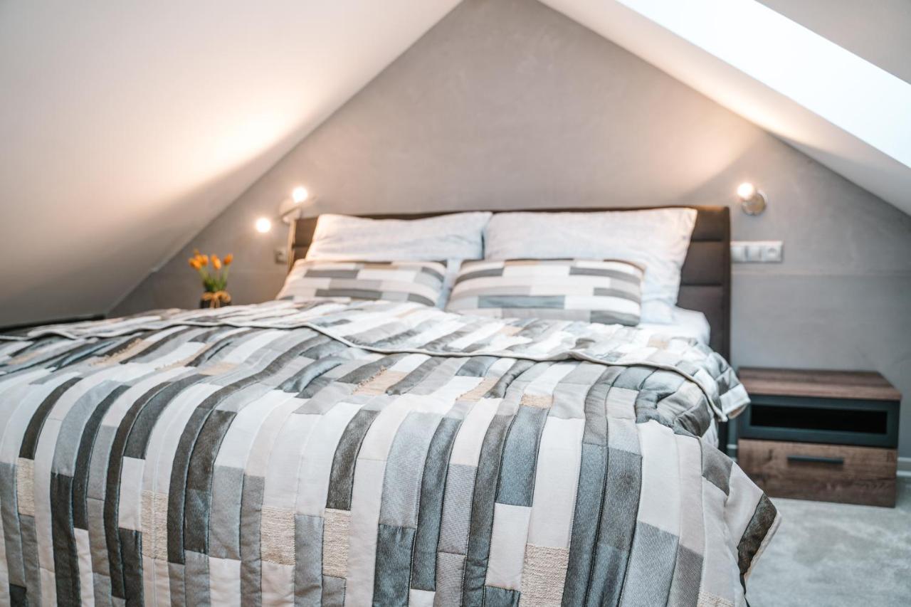 Apartman V Sovom Hniezde Banská Štiavnica エクステリア 写真